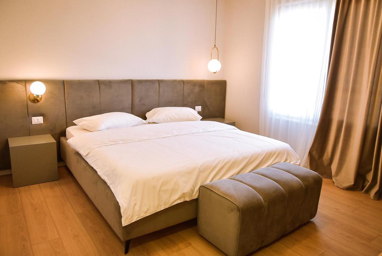 Hotel Jurgen Rinas Luaran gambar