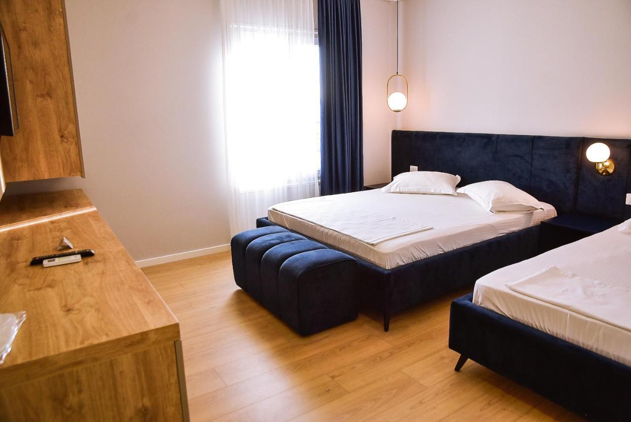Hotel Jurgen Rinas Luaran gambar