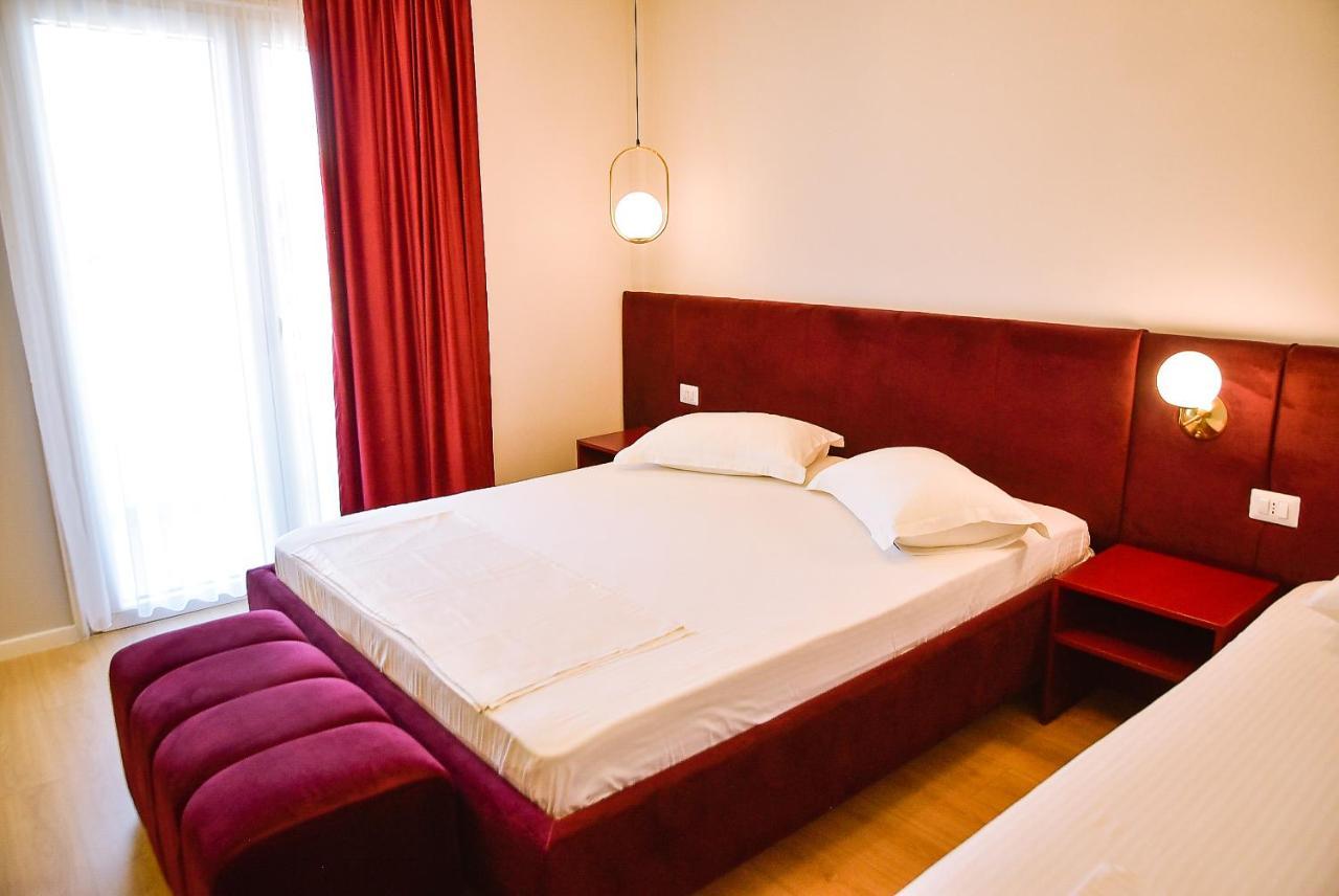 Hotel Jurgen Rinas Luaran gambar