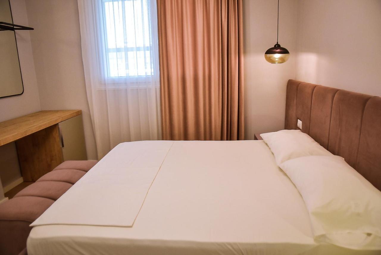 Hotel Jurgen Rinas Luaran gambar