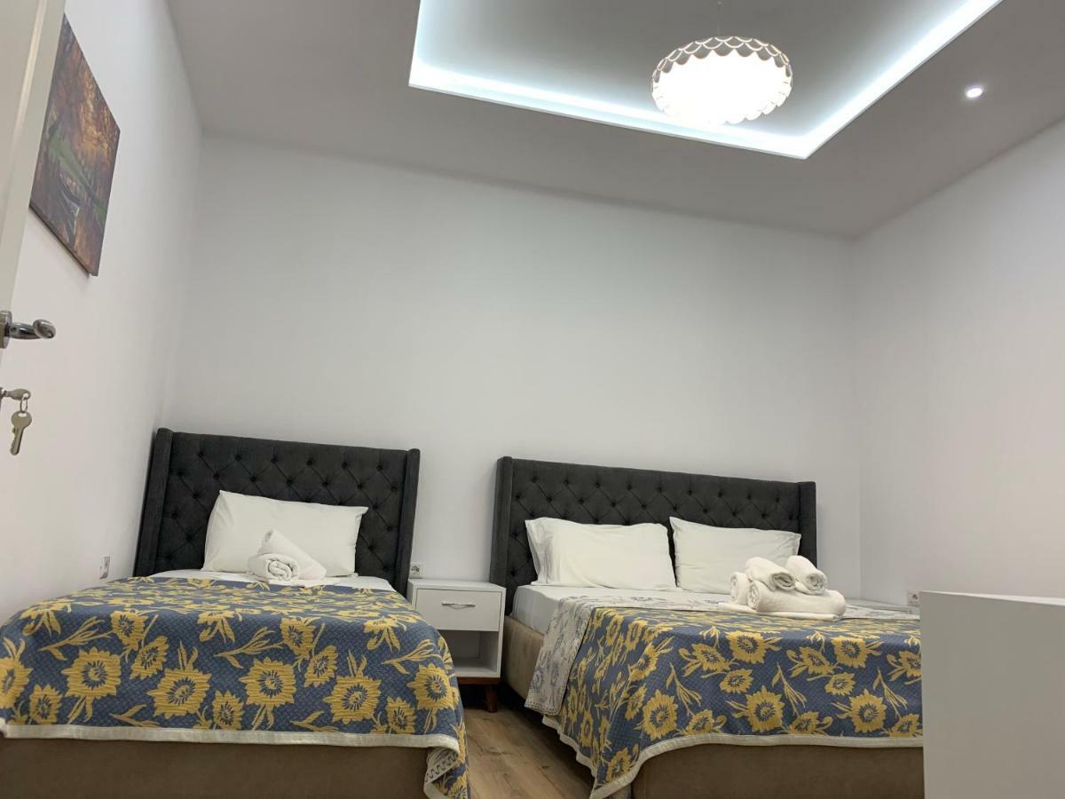 Hotel Jurgen Rinas Luaran gambar